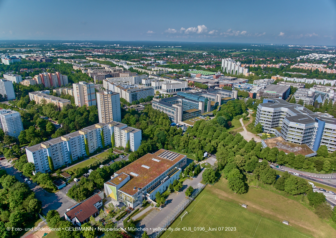 07.06.2023 - Perlach Plaza, PEP, Rentenversicherung, Wohnring, WACKER-Chemie in Neuperlach 07.06.2023 - Perlach Plaza, PEP, Rentenversicherung, Wohnring, WACKER-Chemie in Neuperlach